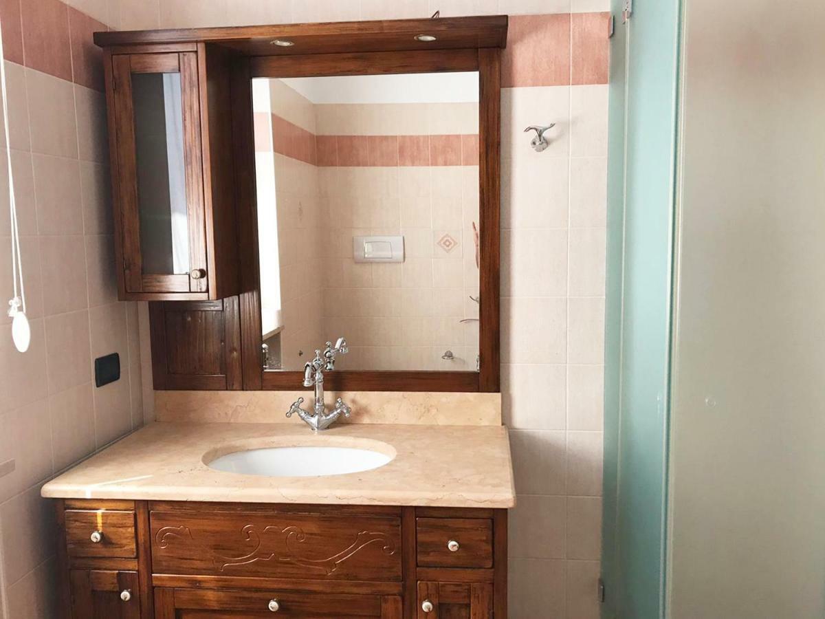Villa The Sweet Rose With Pool Manerba del Garda Exterior foto